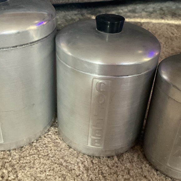 Vintage Aluminum Canister Set with Salt and Pepper shakers! - Picture 3 of 7